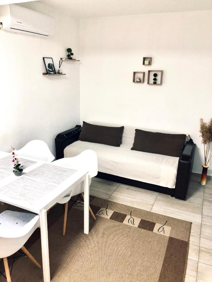 City Break Maya Apartment Oradea Εξωτερικό φωτογραφία