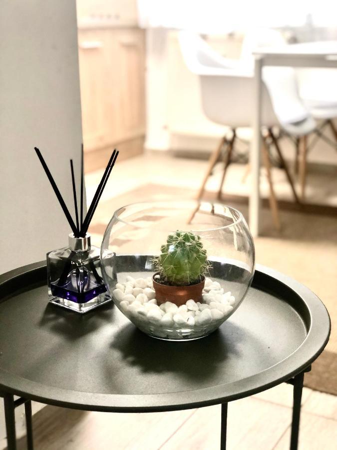 City Break Maya Apartment Oradea Εξωτερικό φωτογραφία